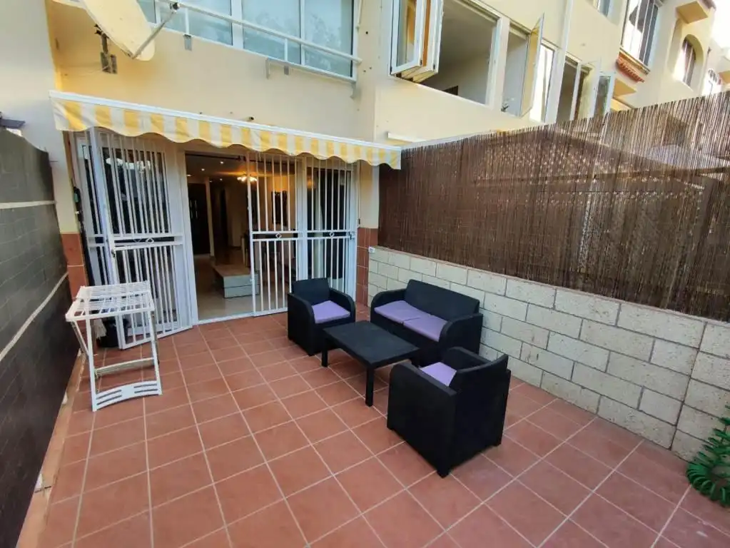 Terrasse von Erdgeschoss zur Miete in Adeje mit Terrasse und Möbliert