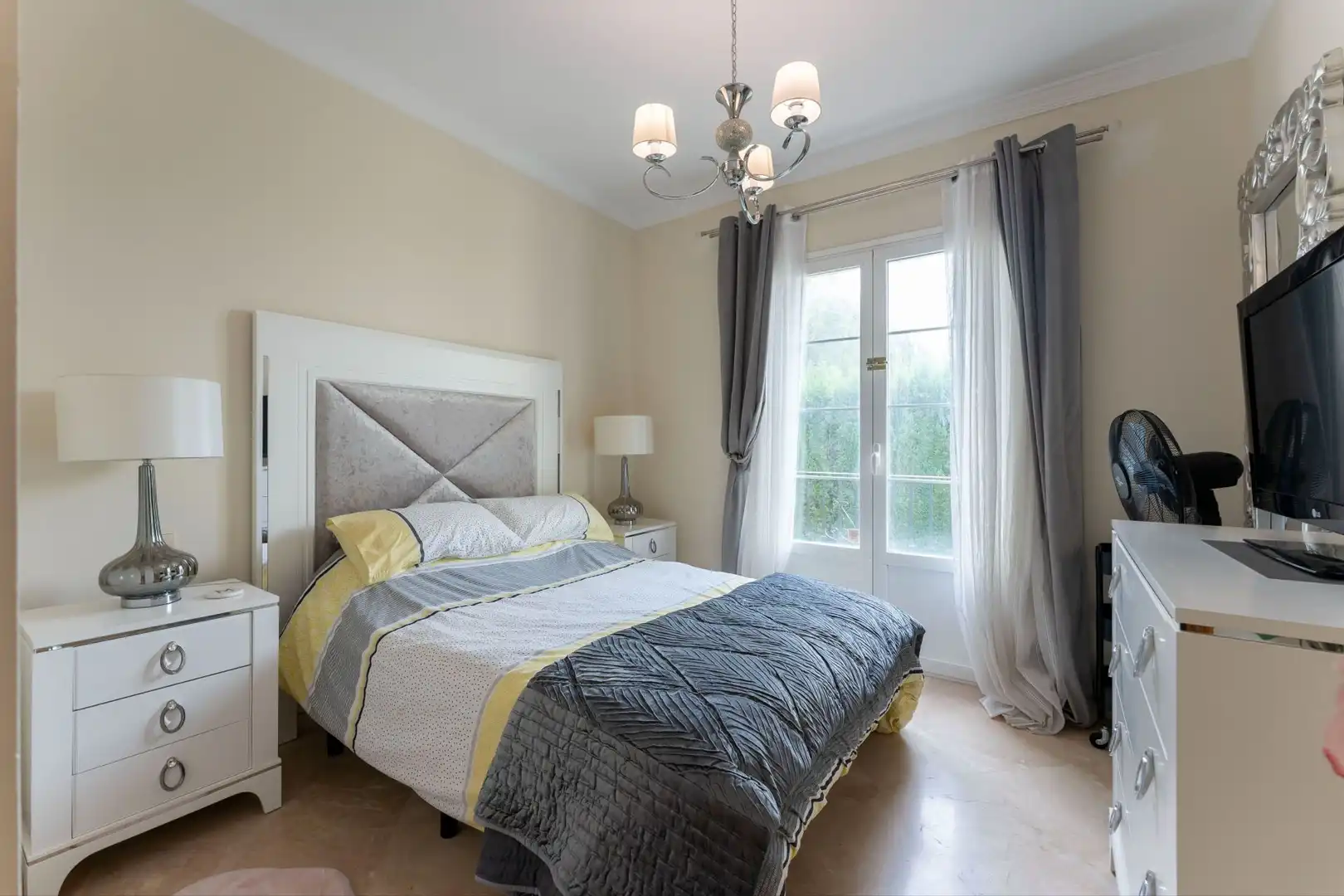 Habitación de Casa o chalet en venta en Mijas con Aire acondicionado, Jardín privado y Terraza