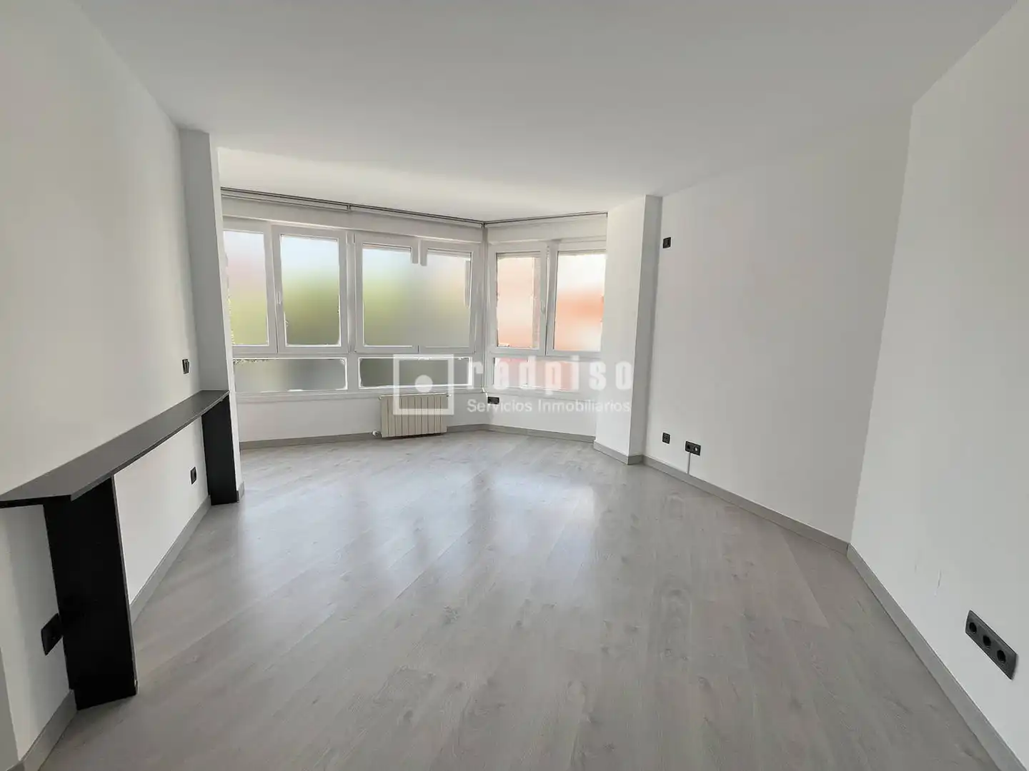 Living room of Flat for rent in Madrid  with Heating, Private garden and Terrace