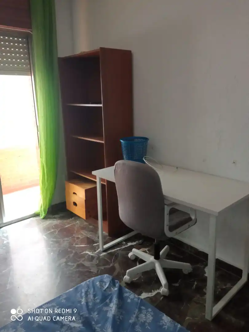 Bedroom of Flat for rent in Granada  with Heating, Terrace and Furnished