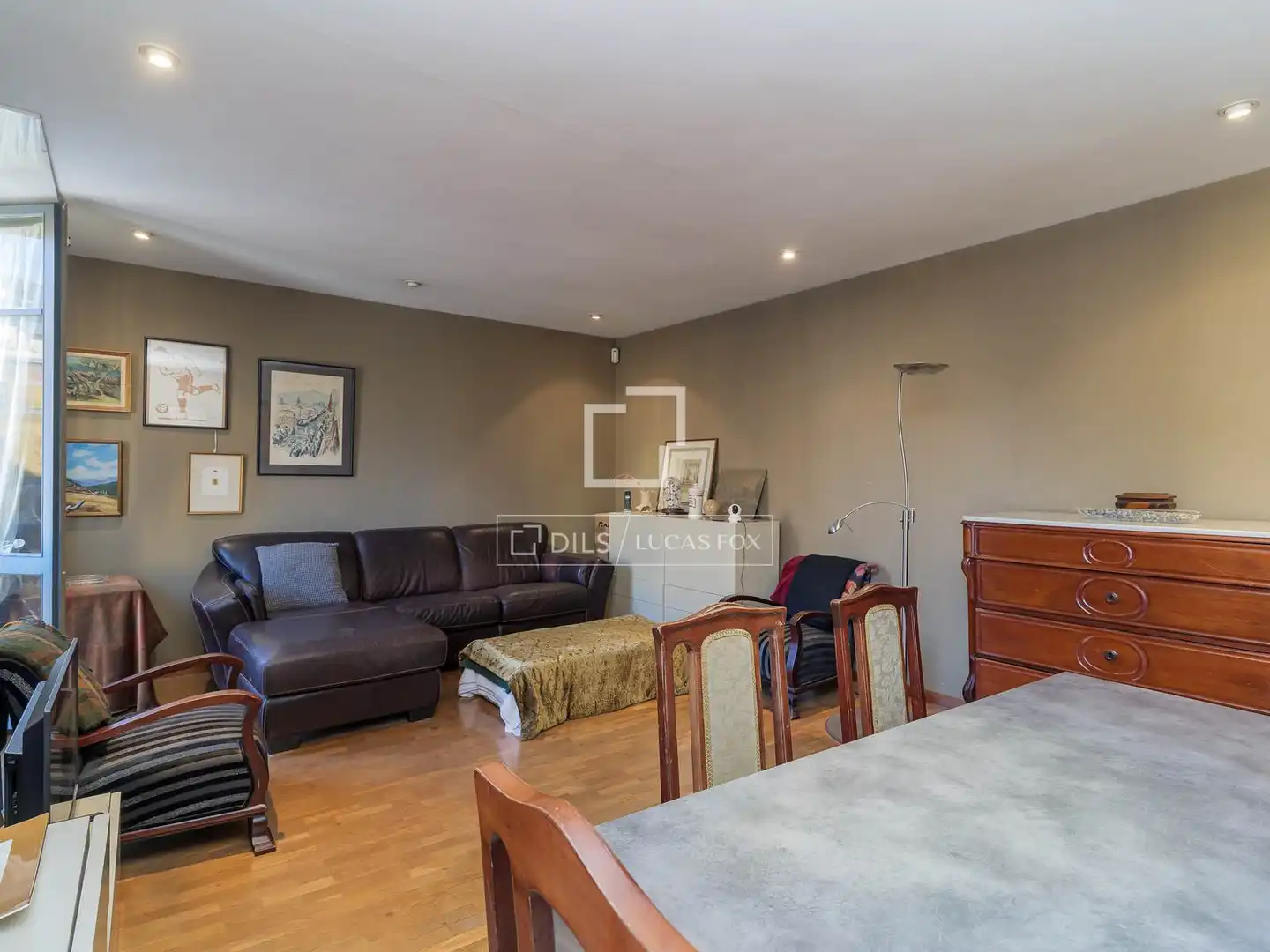 Piso en venta en Barcelona con Calefacción, Parquet y Trastero