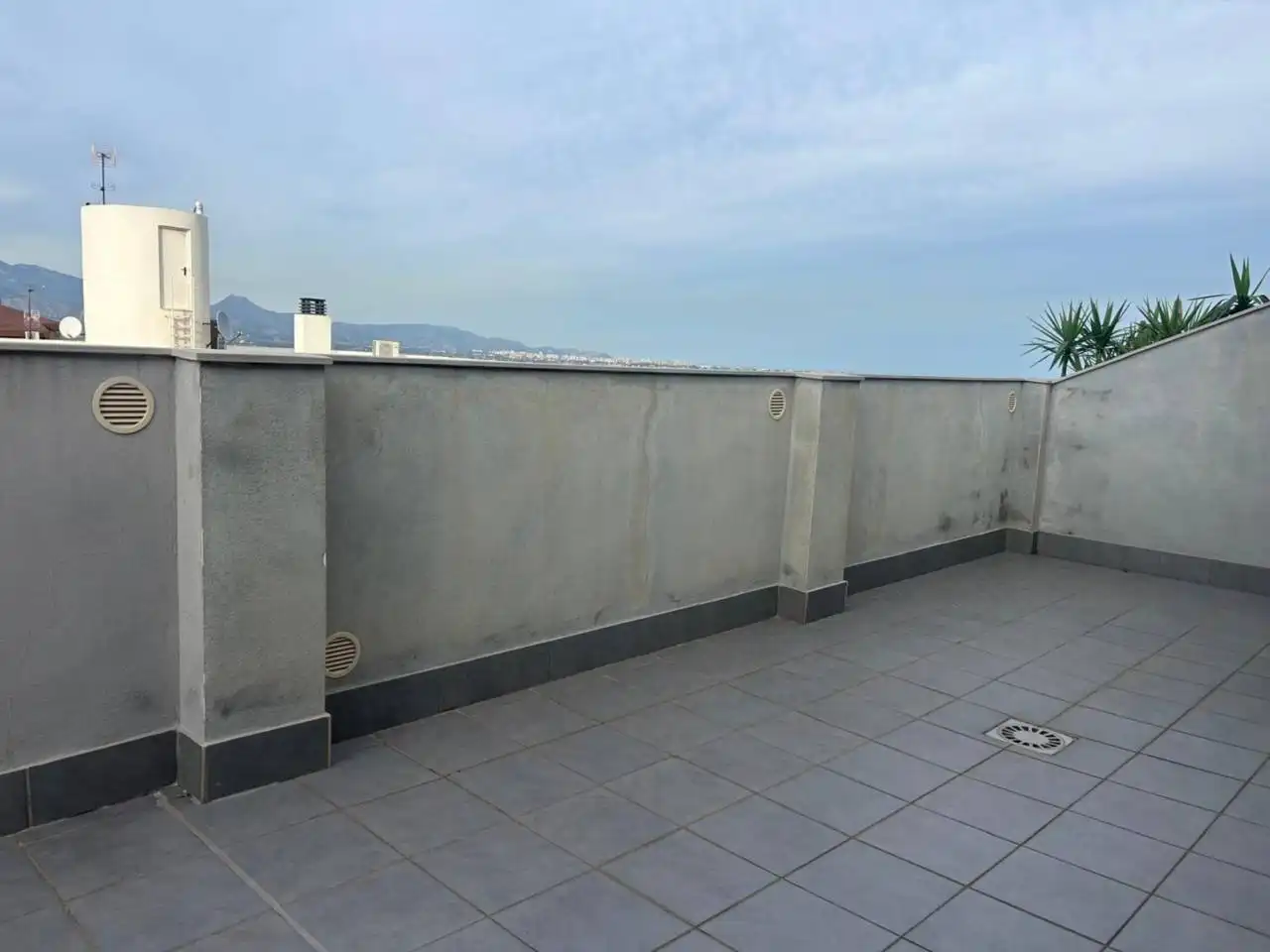 Terrasse von Dachboden zum Verkauf in Castellón de la Plana / Castelló de la Plana mit Heizung, Terrasse und Abstellraum