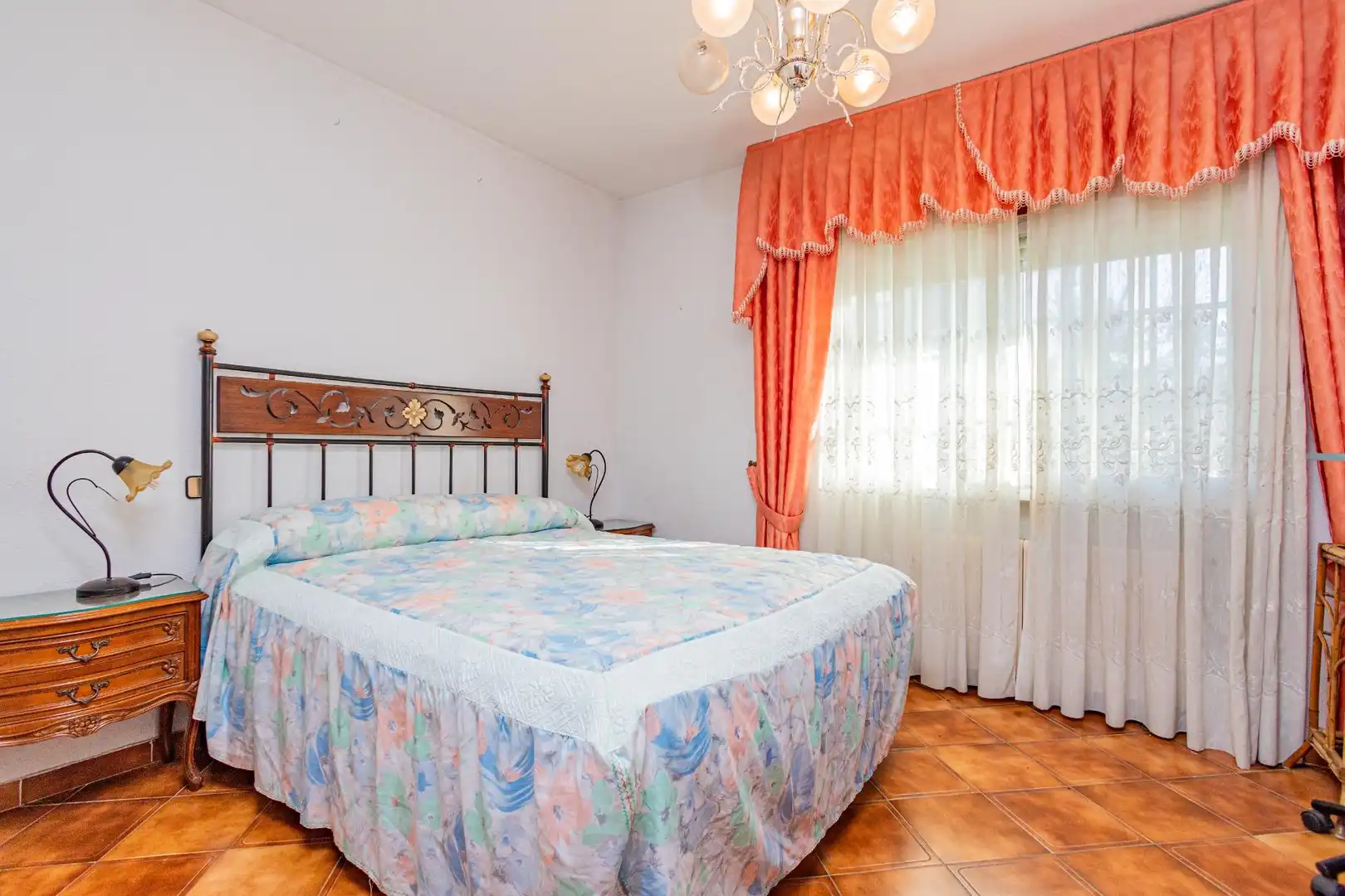 Dormitori de Casa o xalet en venda en Miraflores de la Sierra amb Calefacció, Jardí privat i Terrassa