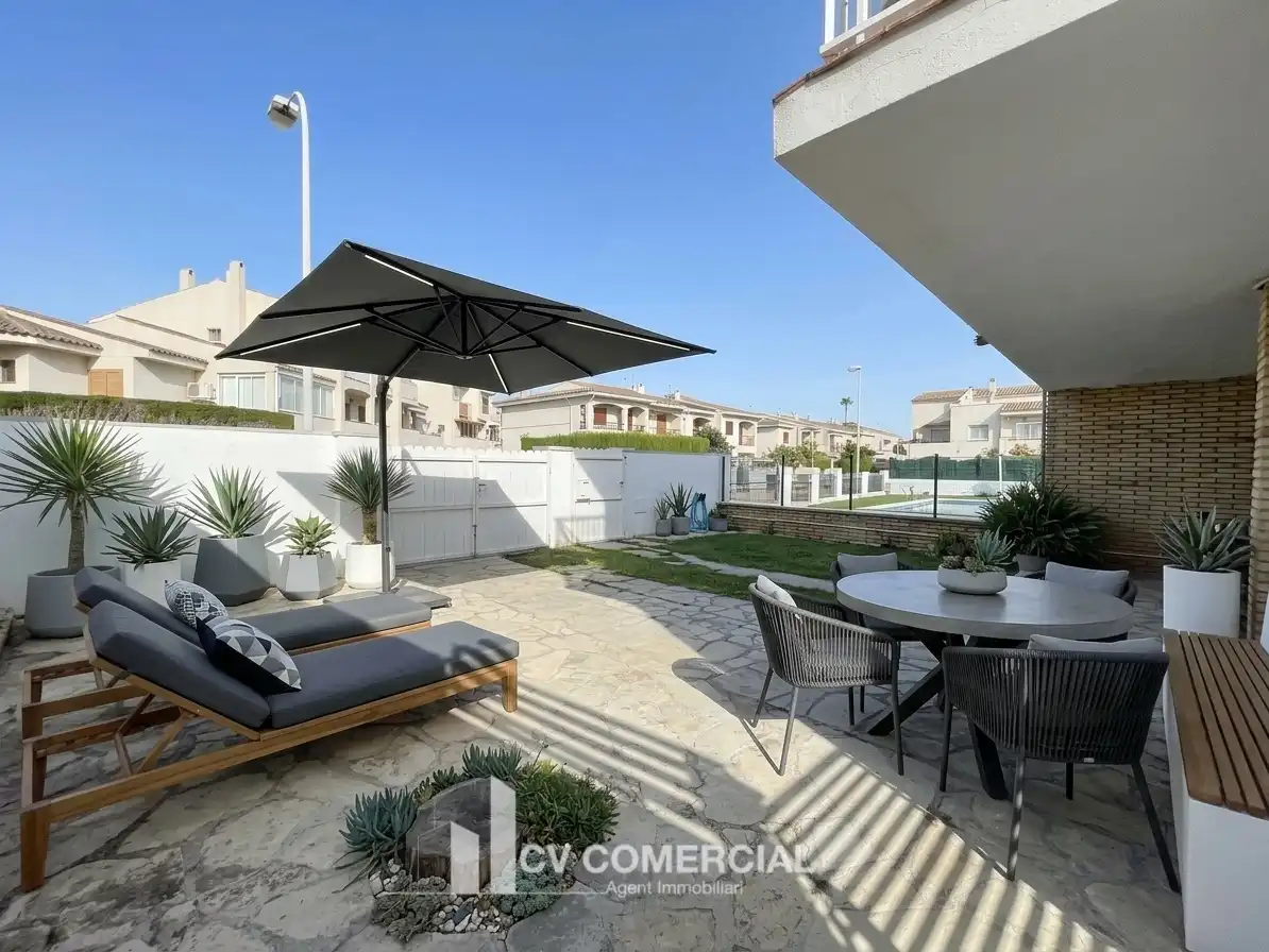 Adosado con terraza en venta en Carrer Migjorn, imagen 52