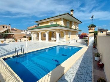 Villa con balcone in vendita a Los Balcones - Los Altos