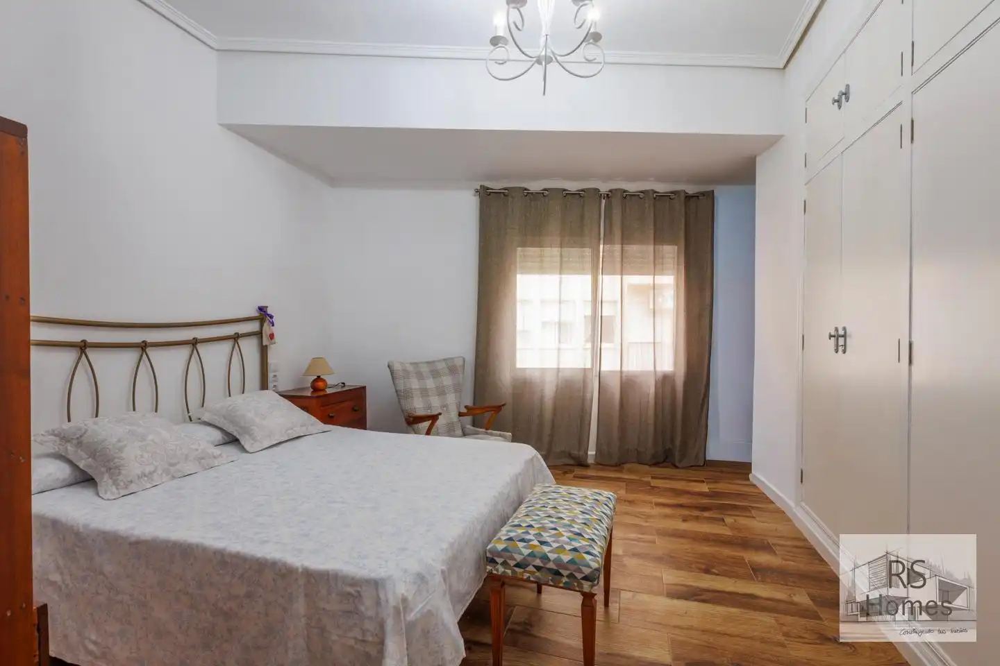 Habitación de Casa o chalet en venta en Benaguasil con Aire acondicionado, Terraza y Trastero