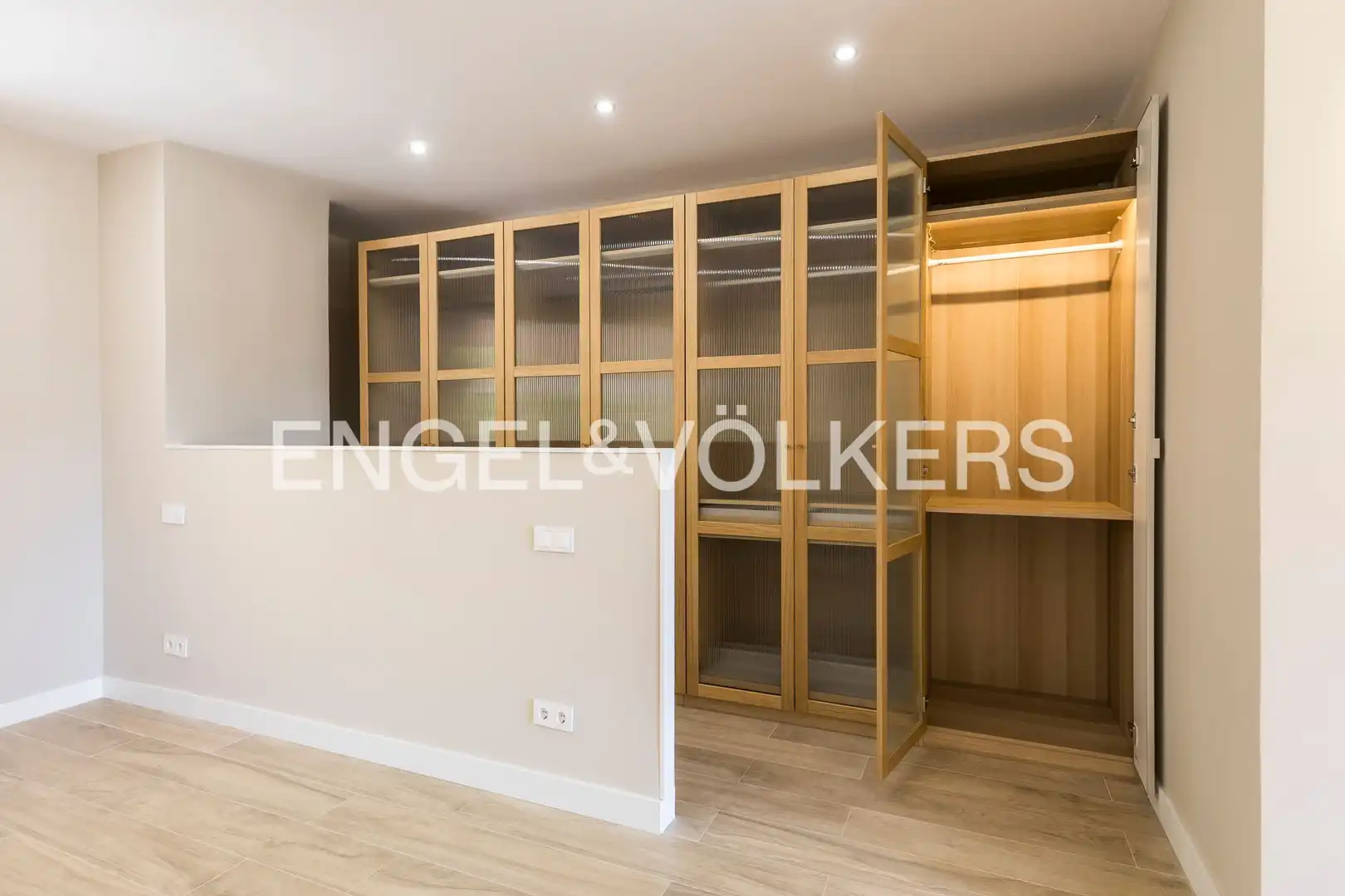Habitación de Planta baja de alquiler en Madrid con Aire acondicionado y Calefacción