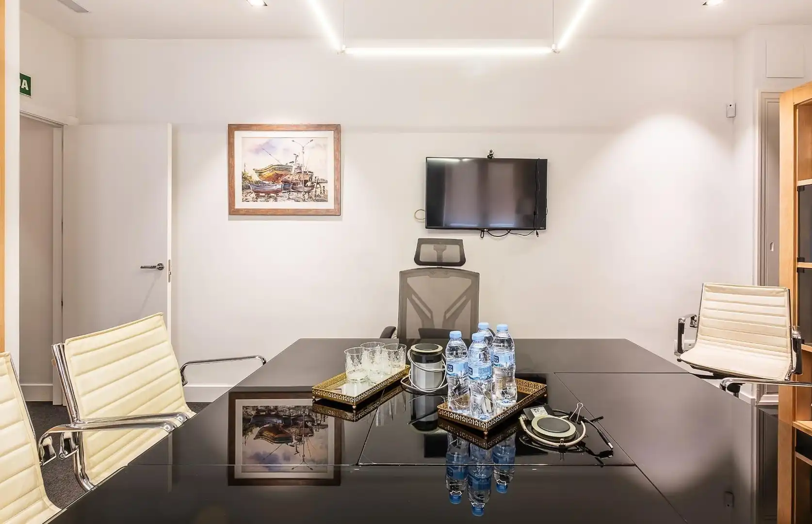 Esszimmer von Büro zur Miete in Madrid mit Klimaanlage und Heizung