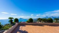 Vista exterior de Àtic en venda en Altea amb Aire condicionat, Jardí privat i Terrassa