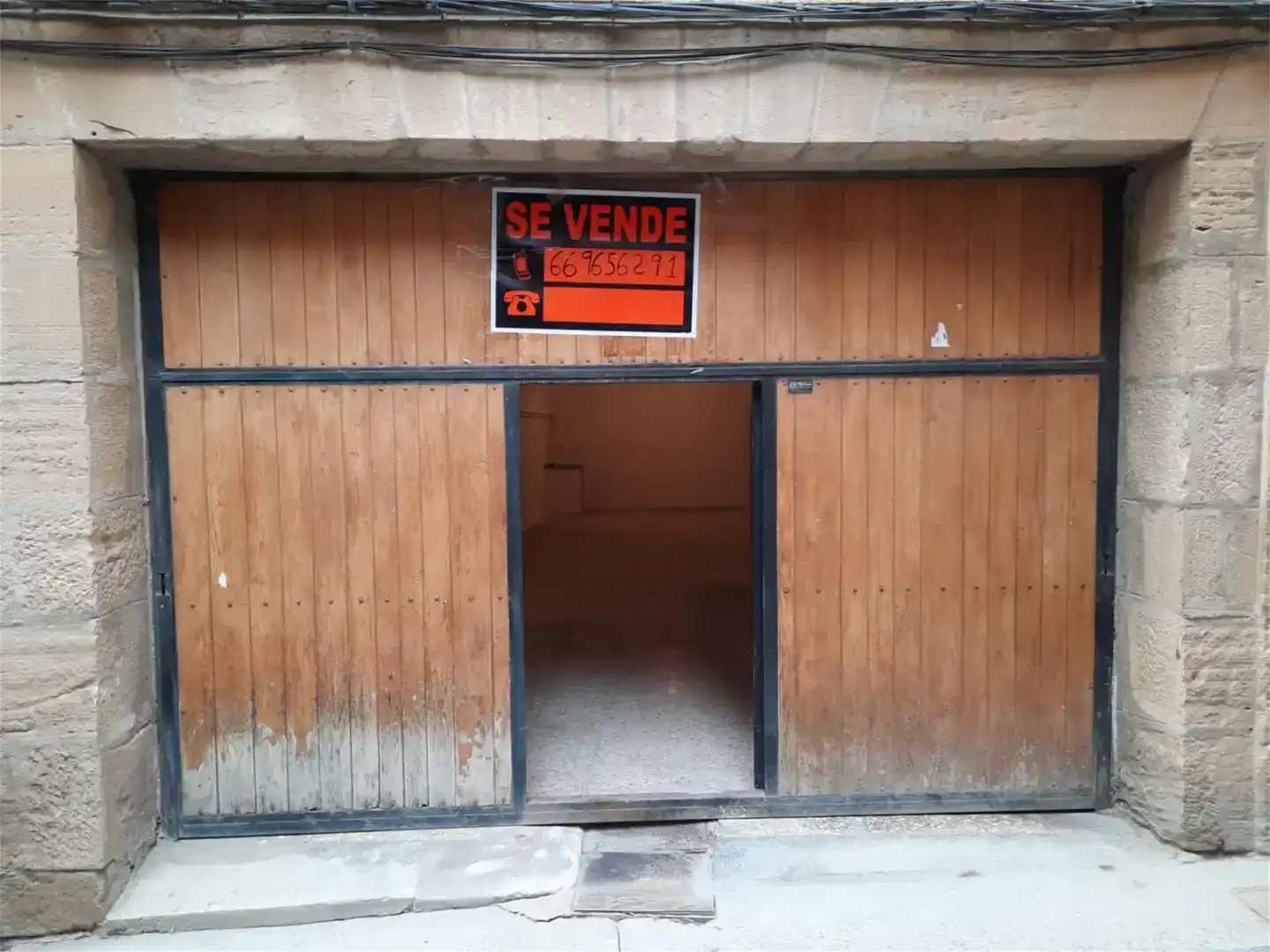 Garage zum Verkauf in Viana