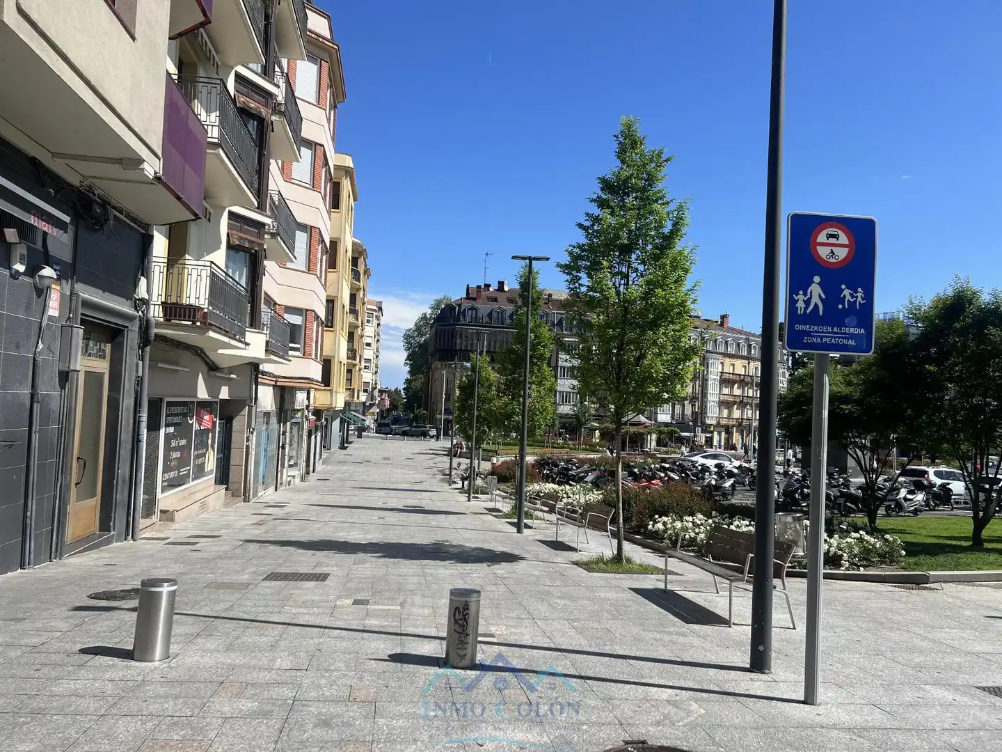 Vista exterior de Piso en venta en Irun  con Calefacción y Trastero