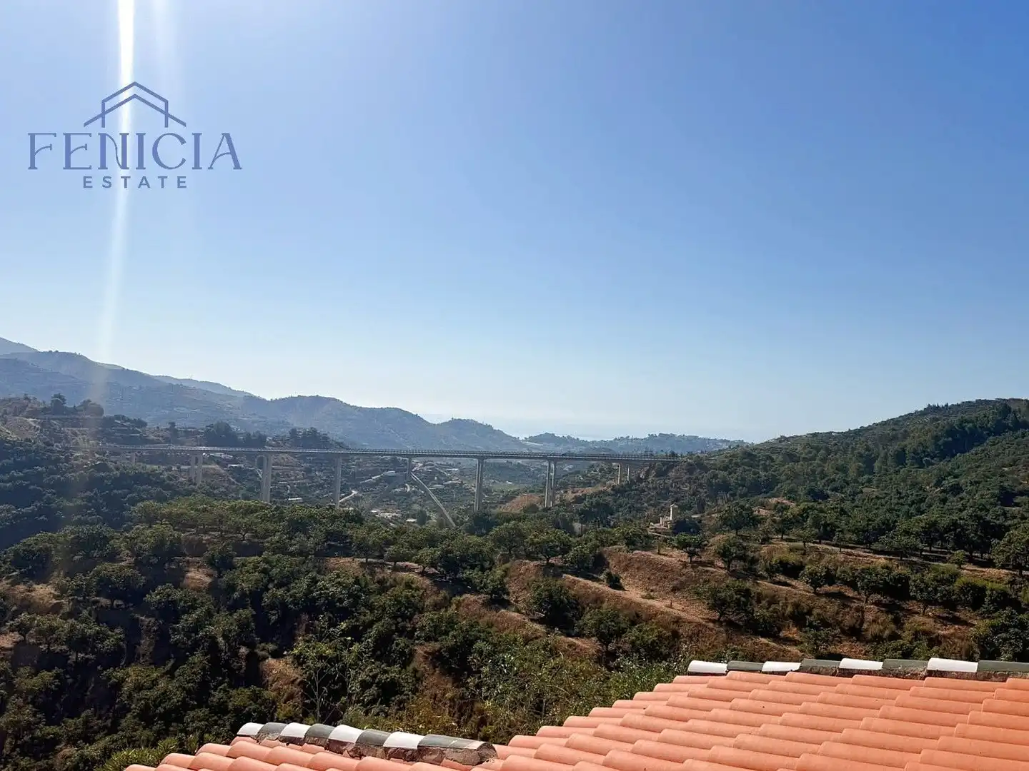 Vista exterior de Casa o chalet en venta en Almuñécar con Terraza, Trastero y Piscina