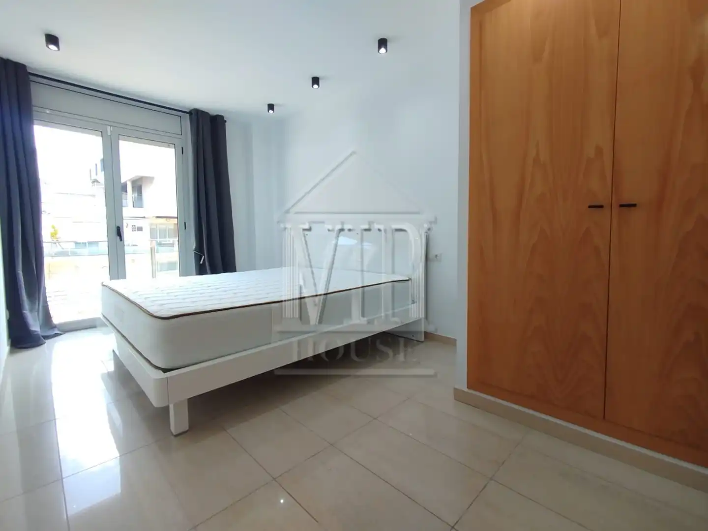 Bedroom of Flat for sale in Badalona  with Air Conditioner, Heating and Furnished