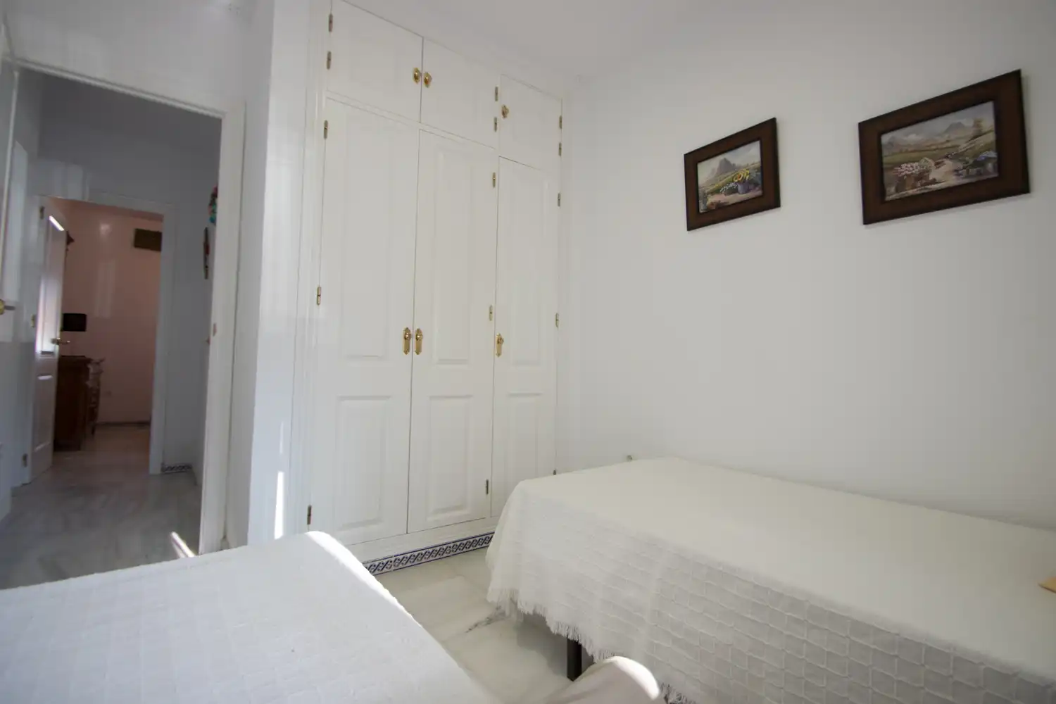 Dormitori de Apartament en venda en Chiclana de la Frontera amb Jardí privat, Moblat i Rentadora