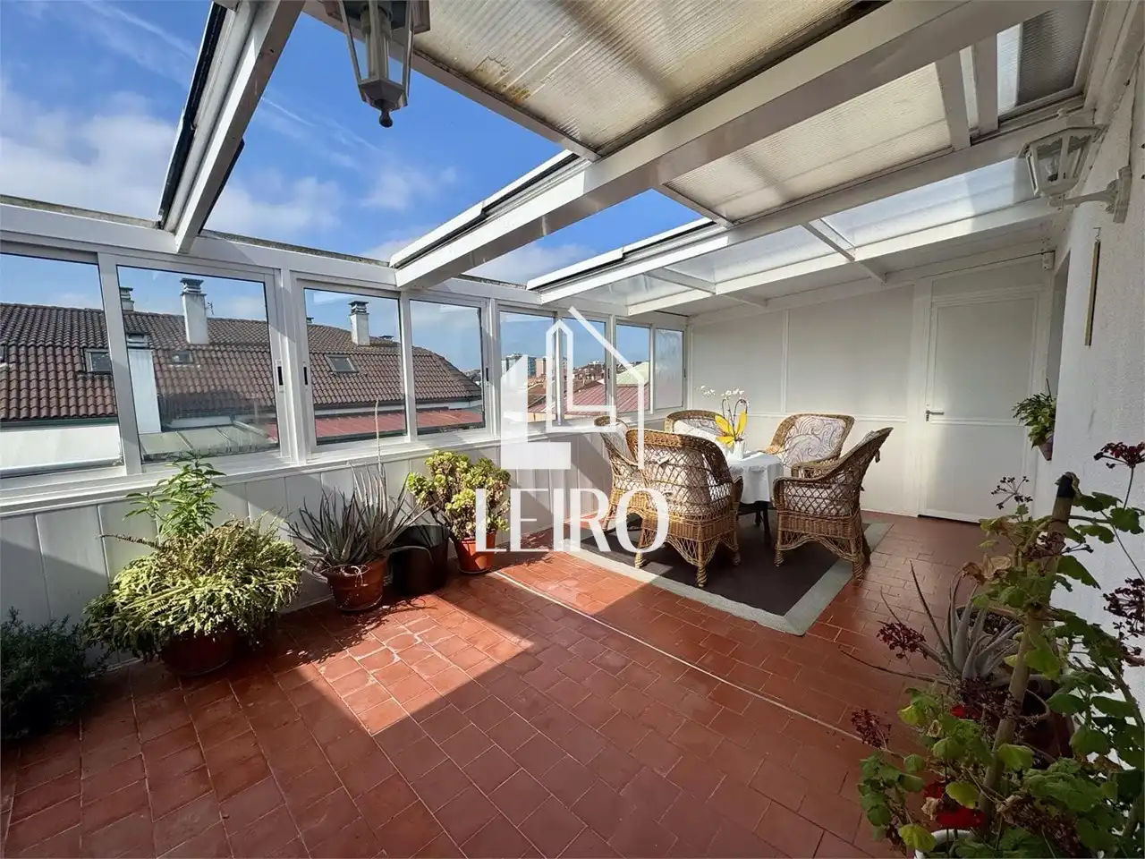 Terrasse von Dachboden zum Verkauf in Vilagarcía de Arousa mit Heizung, Parkett und Terrasse
