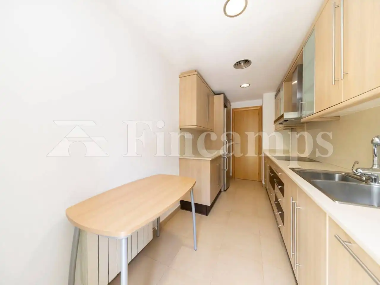 Küche von Wohnung zum Verkauf in Sabadell mit Parkett, Abstellraum und Alarm