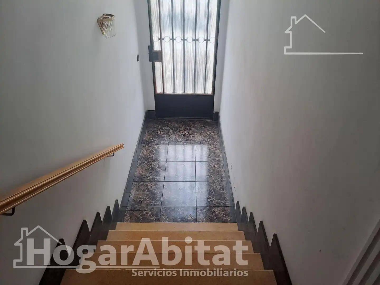 Casa o xalet en venda en Castellón de la Plana / Castelló de la Plana amb Terrassa, Traster i Moblat