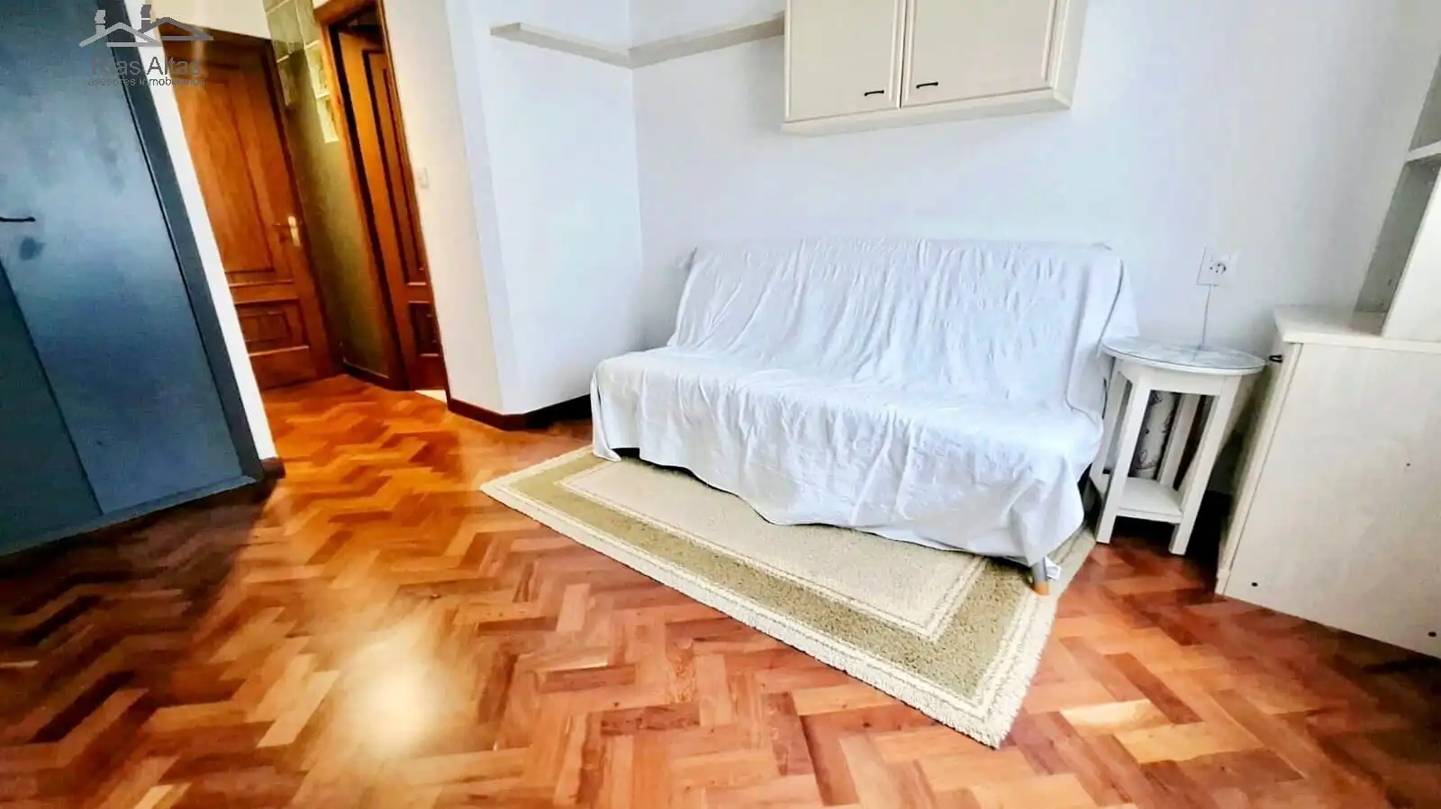 Living room of Flat for sale in A Coruña Capital   with Heating and Furnished