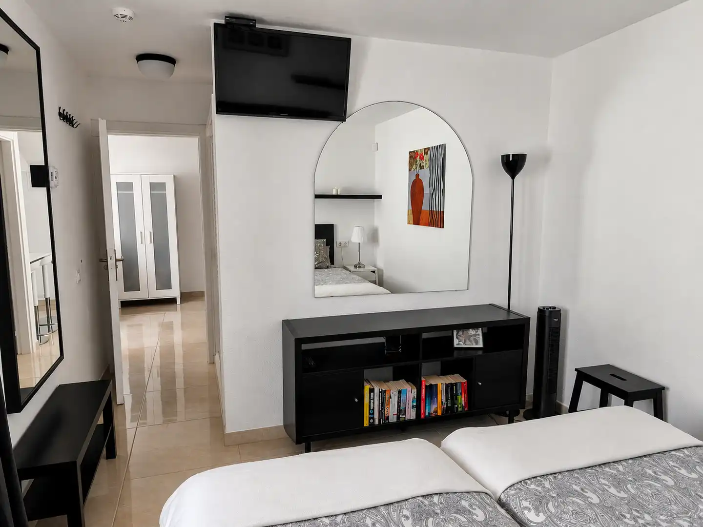 Schlafzimmer von Wohnungen zum Verkauf in Antigua mit Terrasse, Möbliert und Gemeinschaftspool