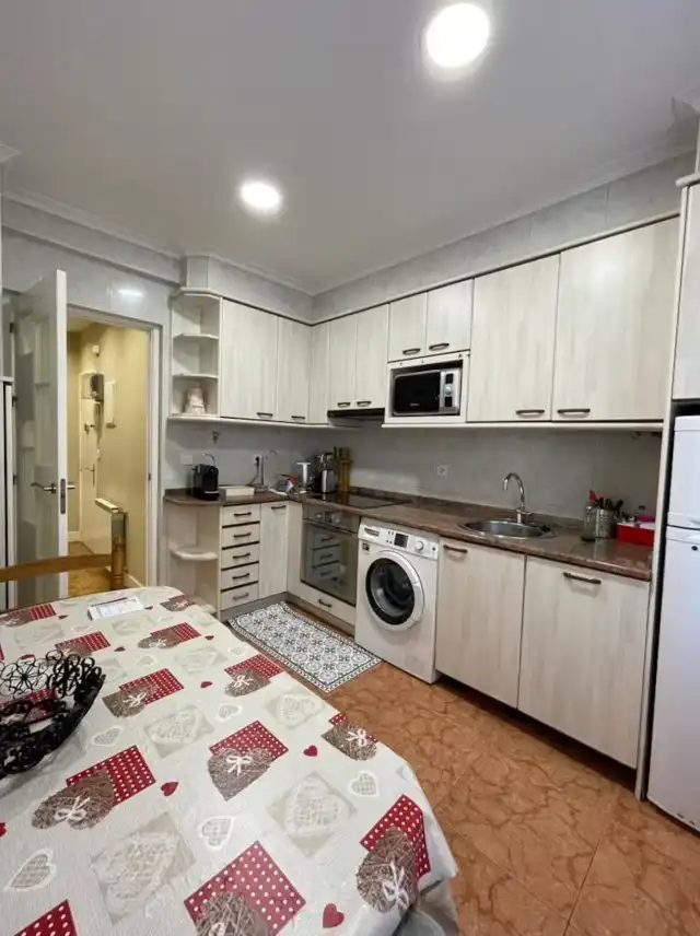 Cuina de Apartament de lloguer en Donostia - San Sebastián  amb Aire condicionat, Calefacció i Parquet