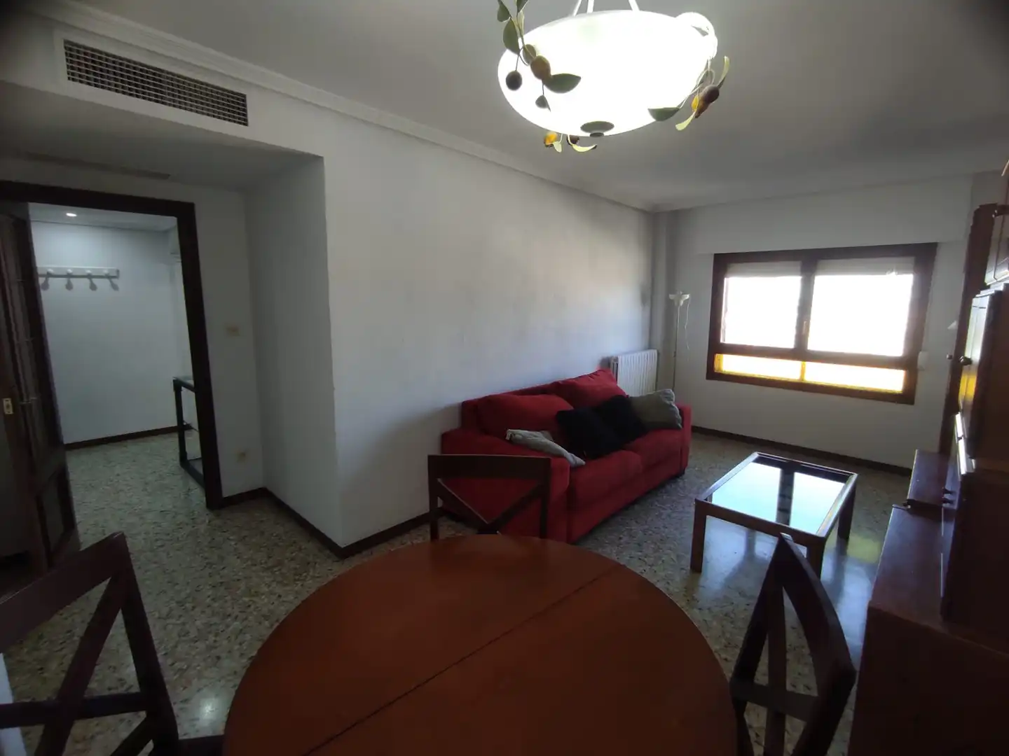 Living room of Flat for sale in Zaragoza  with Air Conditioner, Heating and Oven
