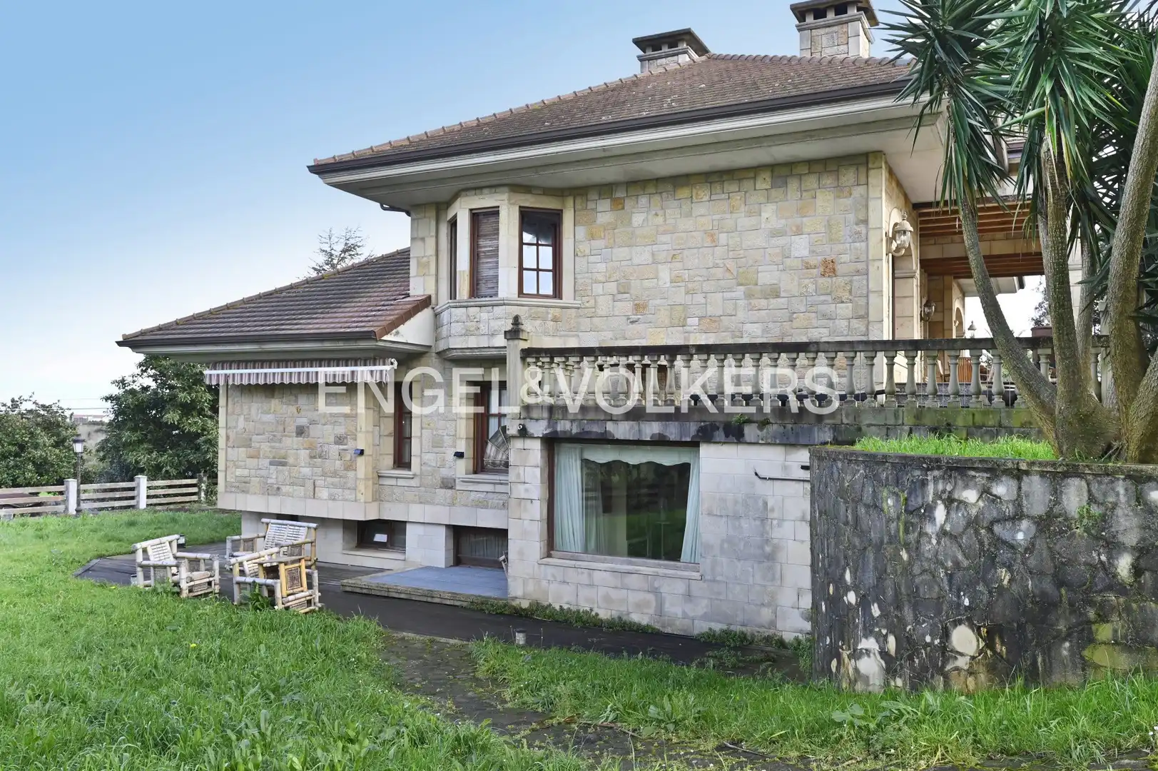 Vista exterior de Casa o chalet en venta en Arnuero con Calefacción, Jardín privado y Terraza