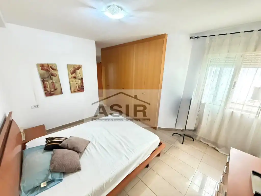 Dormitori de Pis en venda en Alzira amb Aire condicionat