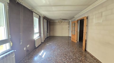 Foto 2 de Casa adosada en venda a Calle del Almazar, Utiel, Valencia