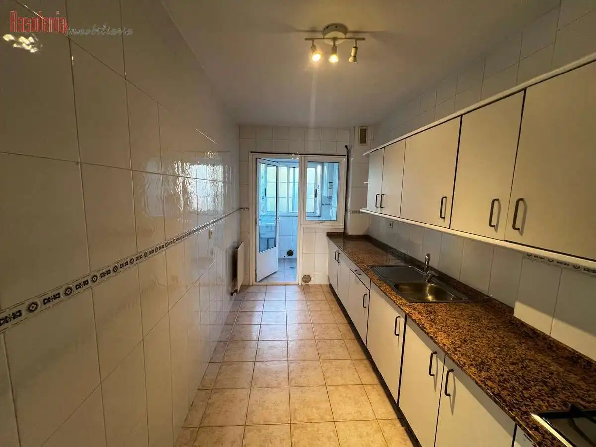 Apartment with lift for sale in Miguel González Garcés 67, imagen 19