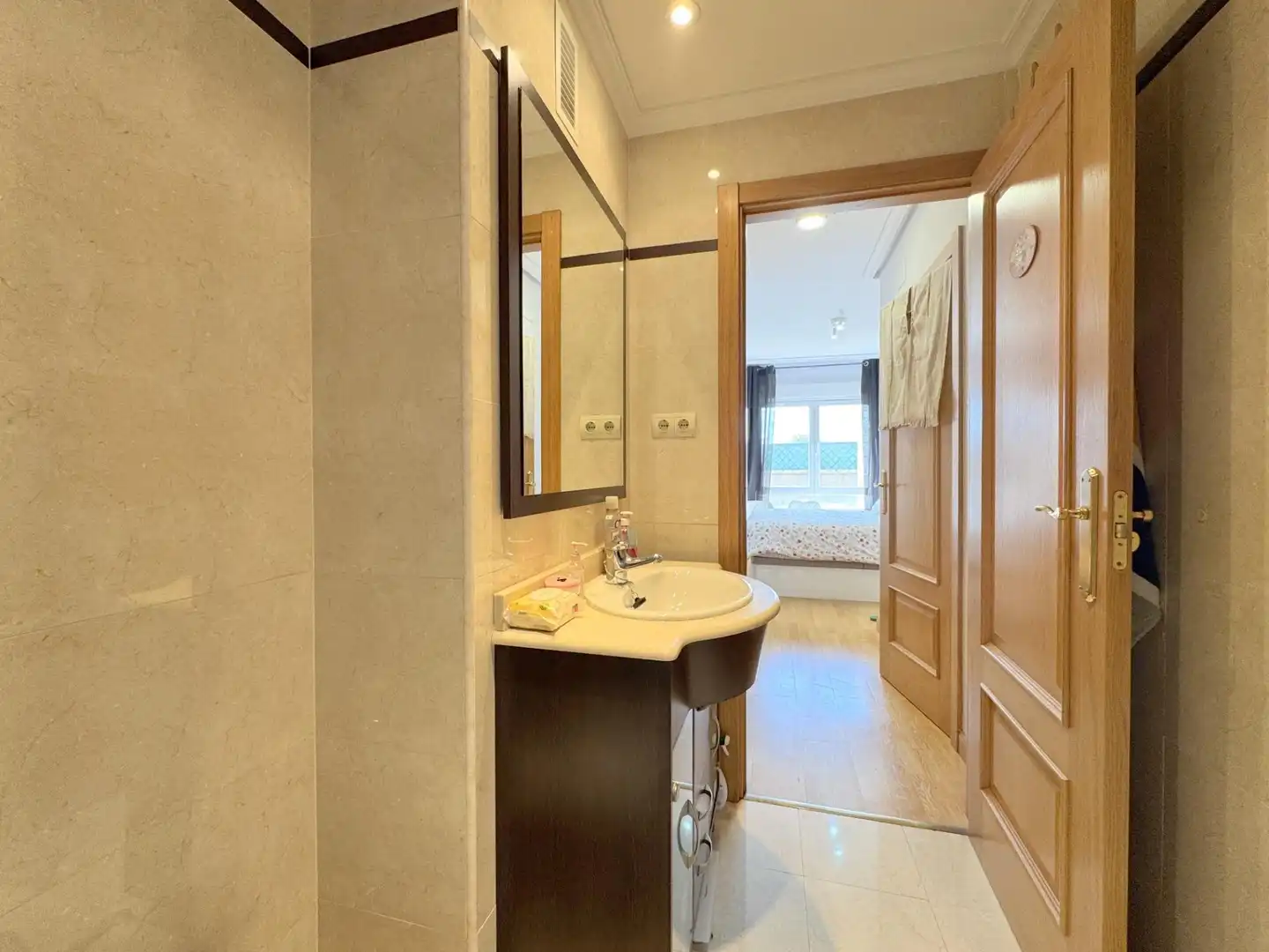Baño de Piso en venta en Ávila con Calefacción, Jardín privado y Terraza