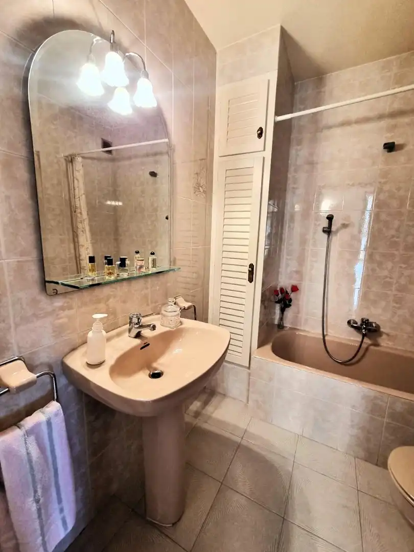 Baño de Piso en venta en Ginestar con Calefacción