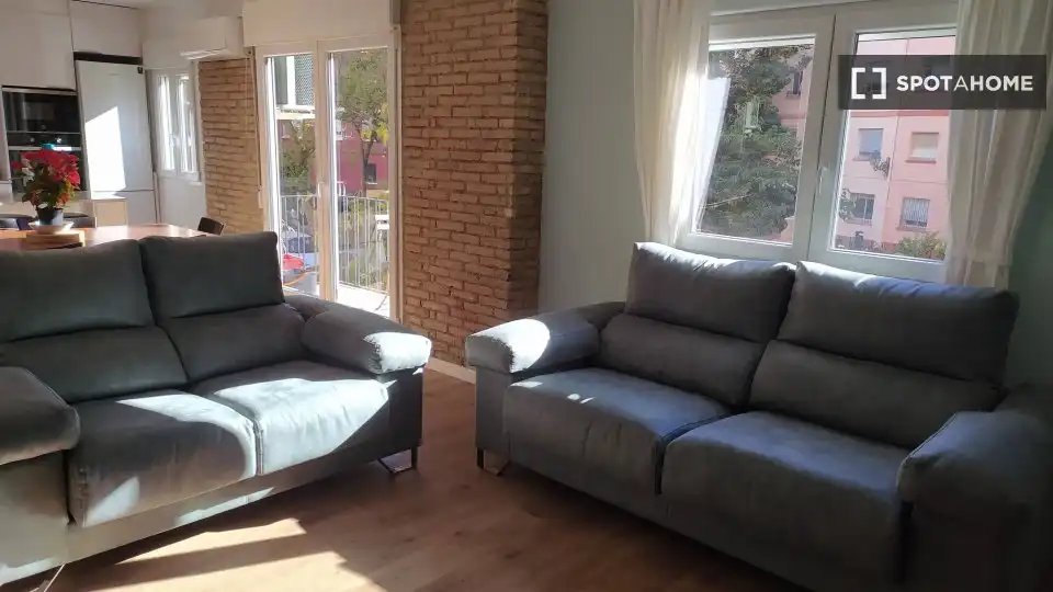 Sala de estar de Apartamento para compartir en Valencia con Aire acondicionado, Terraza y Amueblado