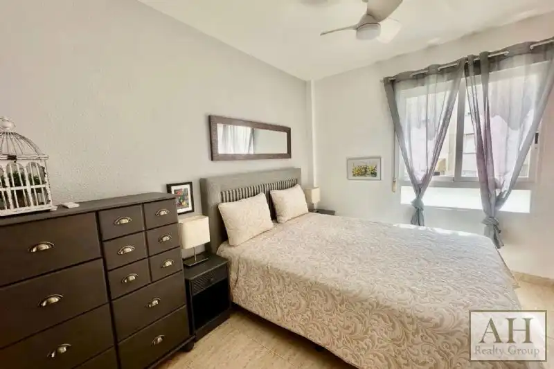 Bedroom of Apartments for sale in L'Alfàs del Pi