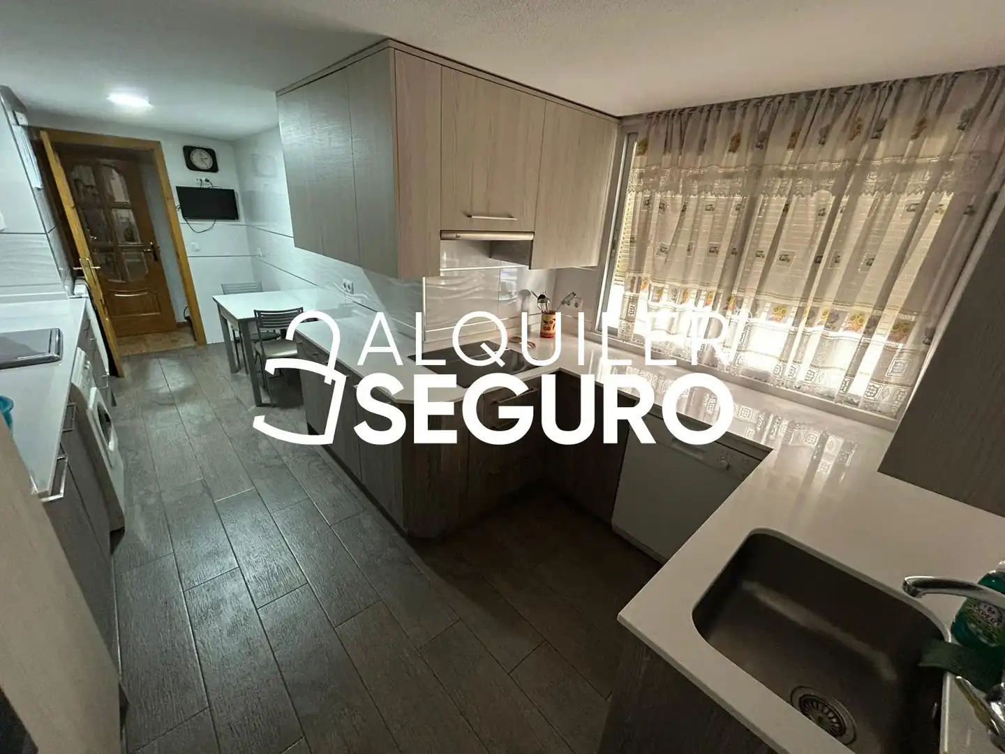 Cuina de Pis de lloguer en Alcalá de Henares amb Aire condicionat, Calefacció i Terrassa