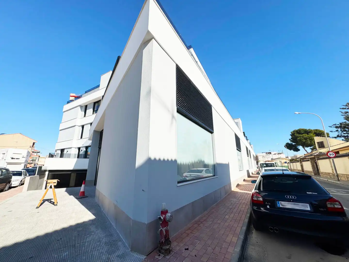 Business premises for sale in Calle Maestro Falla 20, imagen 6