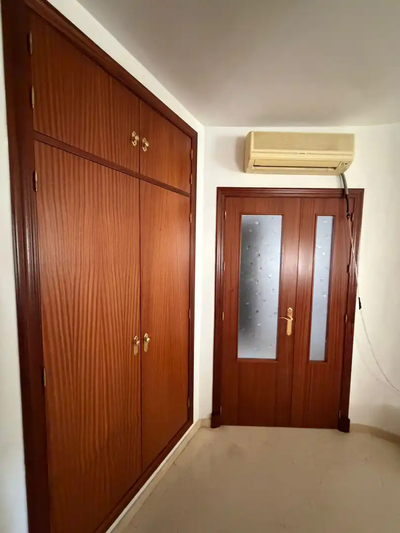 Piso en venta en San José del Valle con Terraza y Amueblado