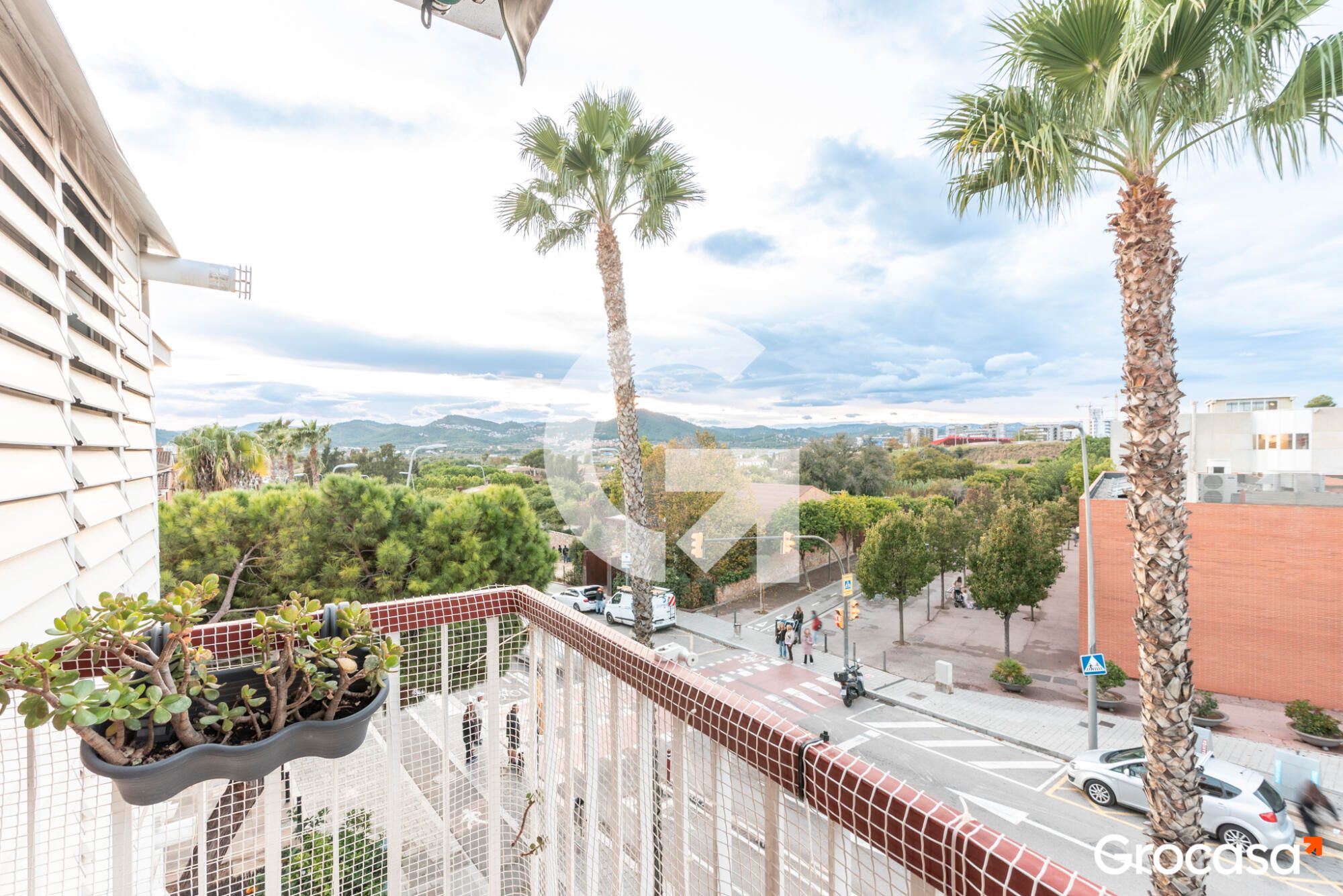 Exterior view of Flat for sale in Sant Joan Despí  with Balcony
