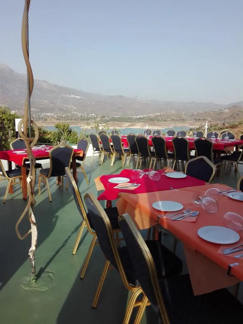 Local de alquiler en Viñuela con Aire acondicionado y Terraza