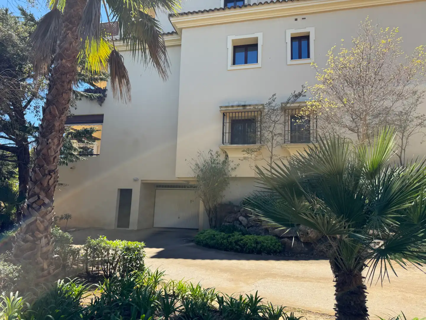 Exterior view of Flat for sale in Sotogrande  with Air Conditioner, Heating and Private garden