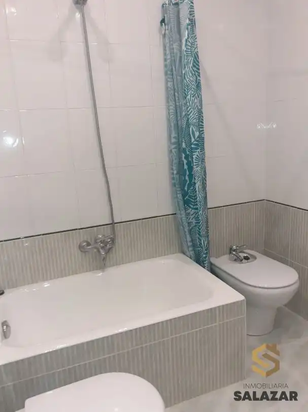Piso de alquiler en Ramón y Cajal Etorbidea, San Pedro de Deusto - La Ribera