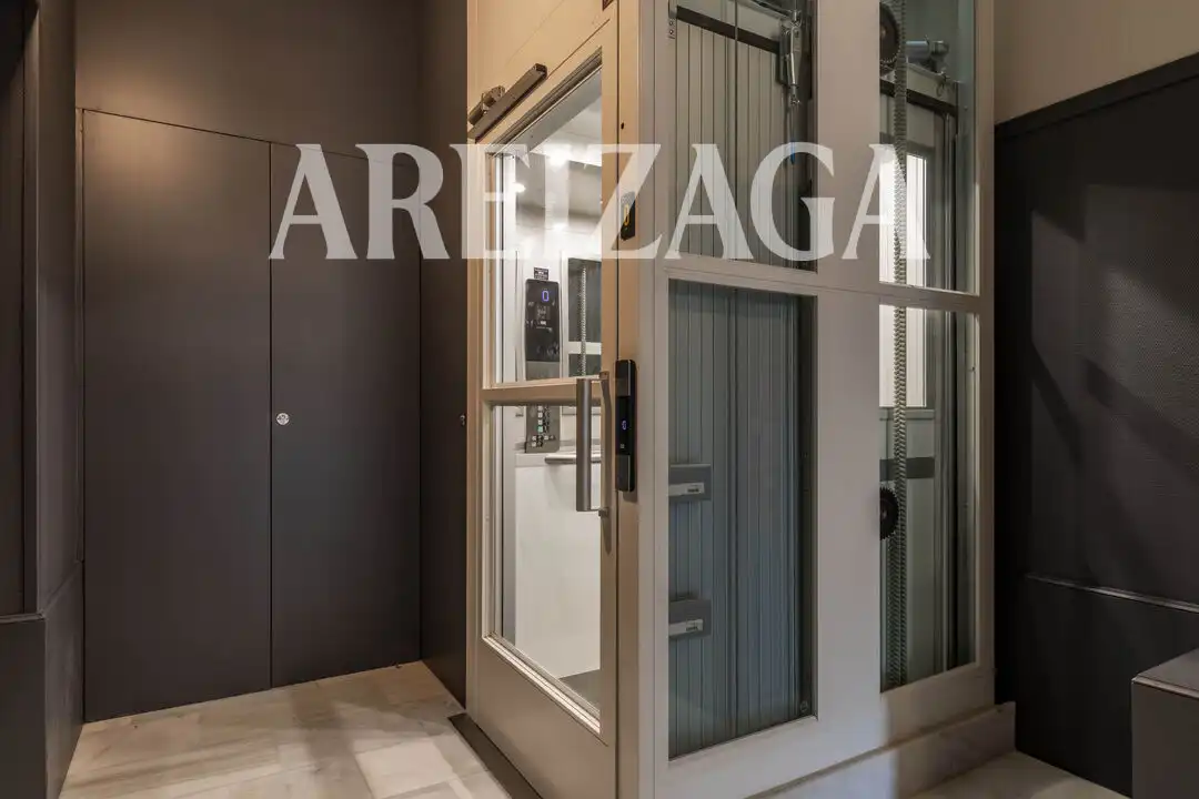 Ático en venta en Donostia - San Sebastián  con Calefacción y Amueblado