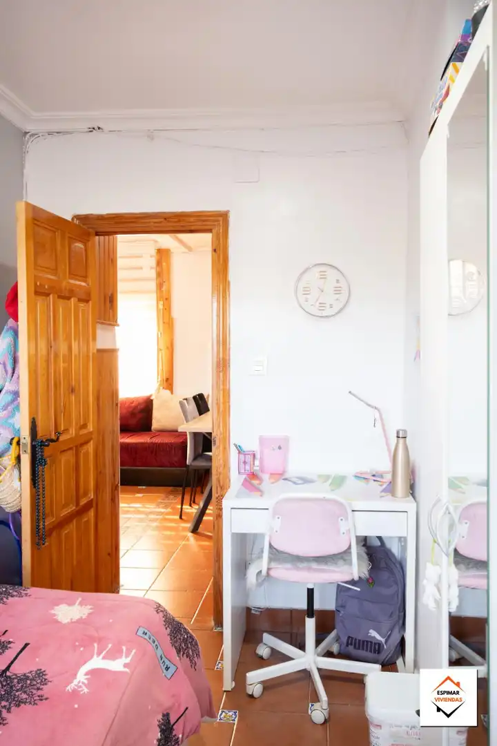 Schlafzimmer von Einfamilien-Reihenhaus zum Verkauf in Utebo mit Terrasse