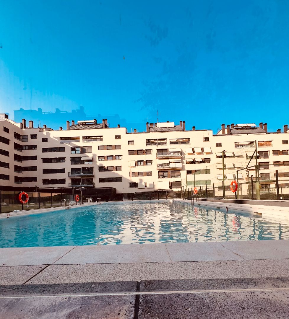 Piscina de Pis en venda en Rivas-Vaciamadrid amb Aire condicionat, Calefacció i Jardí privat