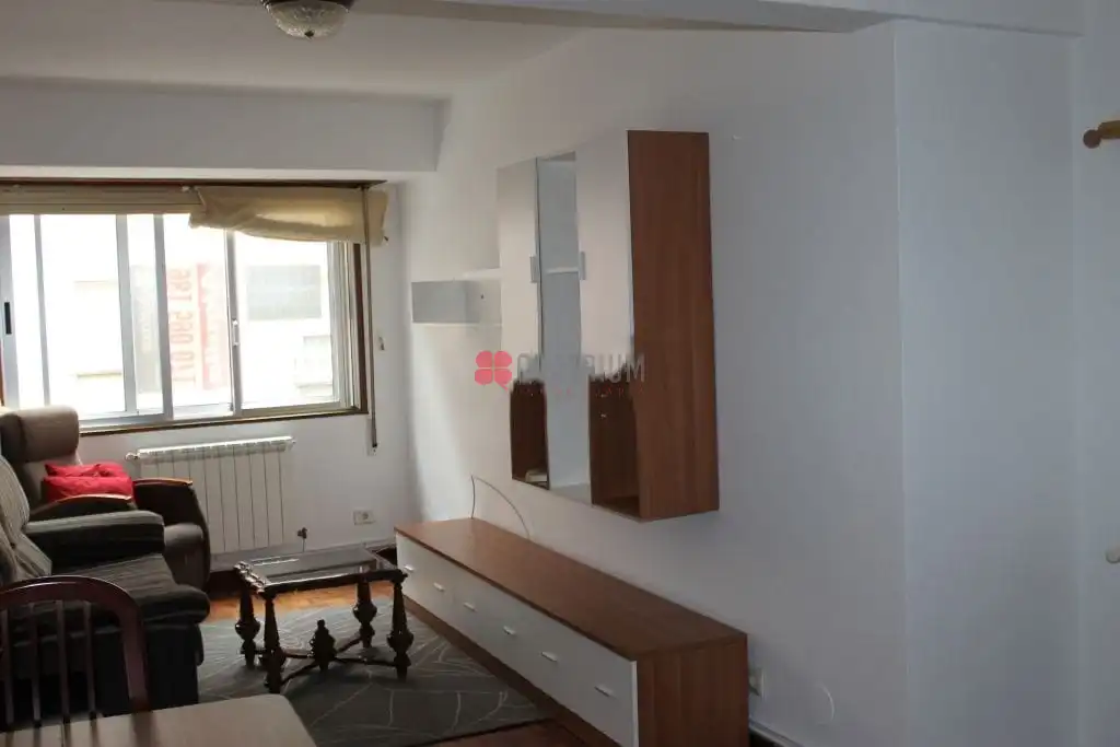 Living room of Flat for rent in Santiago de Compostela   with Heating, Parquet flooring and Furnished
