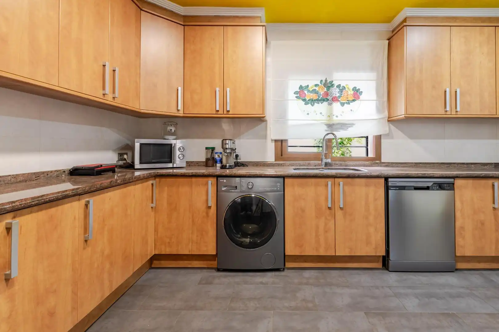 Kitchen of Houses for sale in L'Eliana  with Air Conditioner, Heating and Private garden