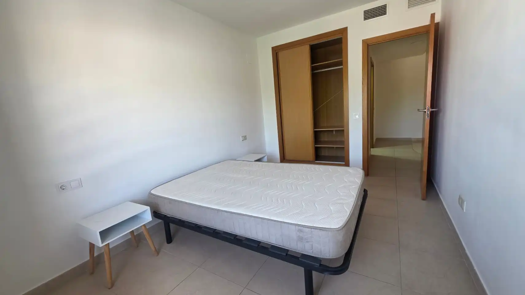 Bedroom of Flat for sale in Pedreguer  with Air Conditioner, Heating and Terrace