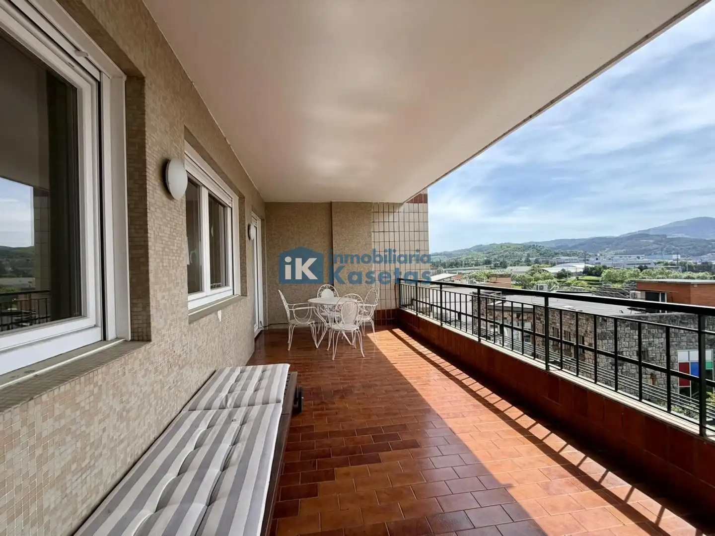 Terrasse von Wohnung zum Verkauf in Basauri  mit Heizung und Terrasse