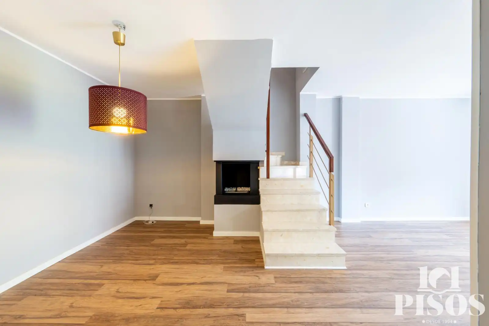 Sala d'estar de Àtic en venda en Rubí amb Aire condicionat, Calefacció i Parquet