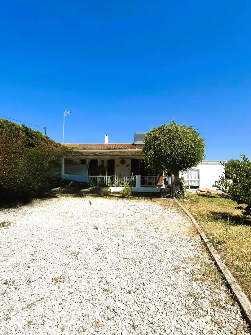 Vista exterior de Finca rústica en venda en Estepona amb Jardí privat, Terrassa i Piscina