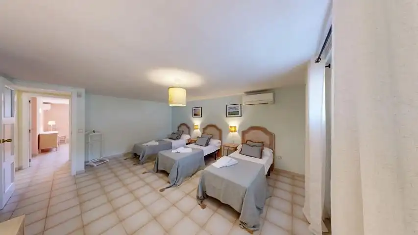 Dormitori de Casa o xalet en venda en L'Ametlla de Mar  amb Aire condicionat, Jardí privat i Terrassa